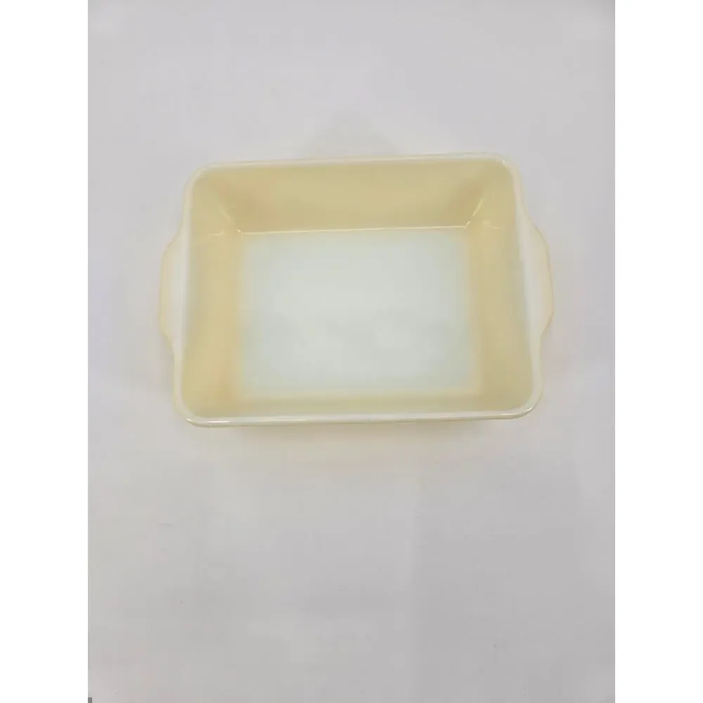Vintage Primary Yellow Pyrex Dish‎